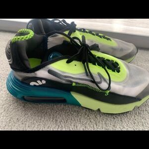 Nike Air Max 2090 'Volt Valerian Blue' Sz 8 WMS  & 6 Mens